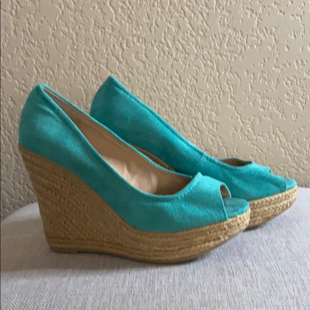 Women’s wedges - Picture 2 of 4